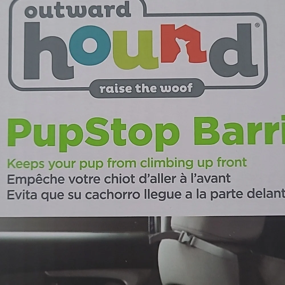 Pupstop dog barrier for car